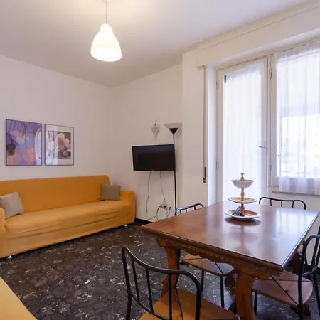 Altido Family Apt For 8 With Parking In Central