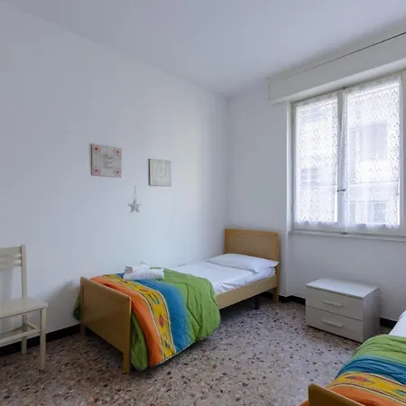 Altido Family Apt For 8 With Parking In Central *