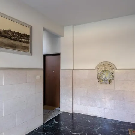 Apartamento Altido Family Apt For 8 With Parking In Central